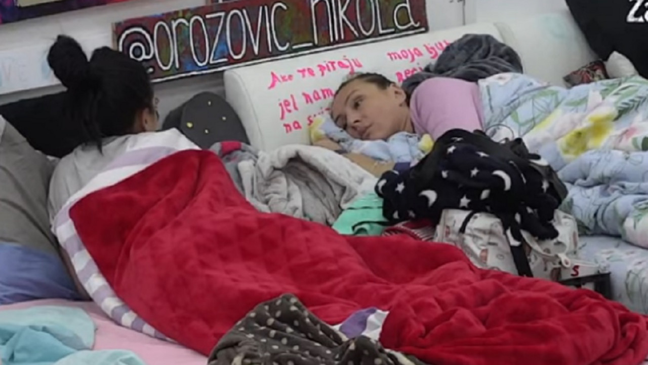 Jelena Pešić, Anabela Atijas