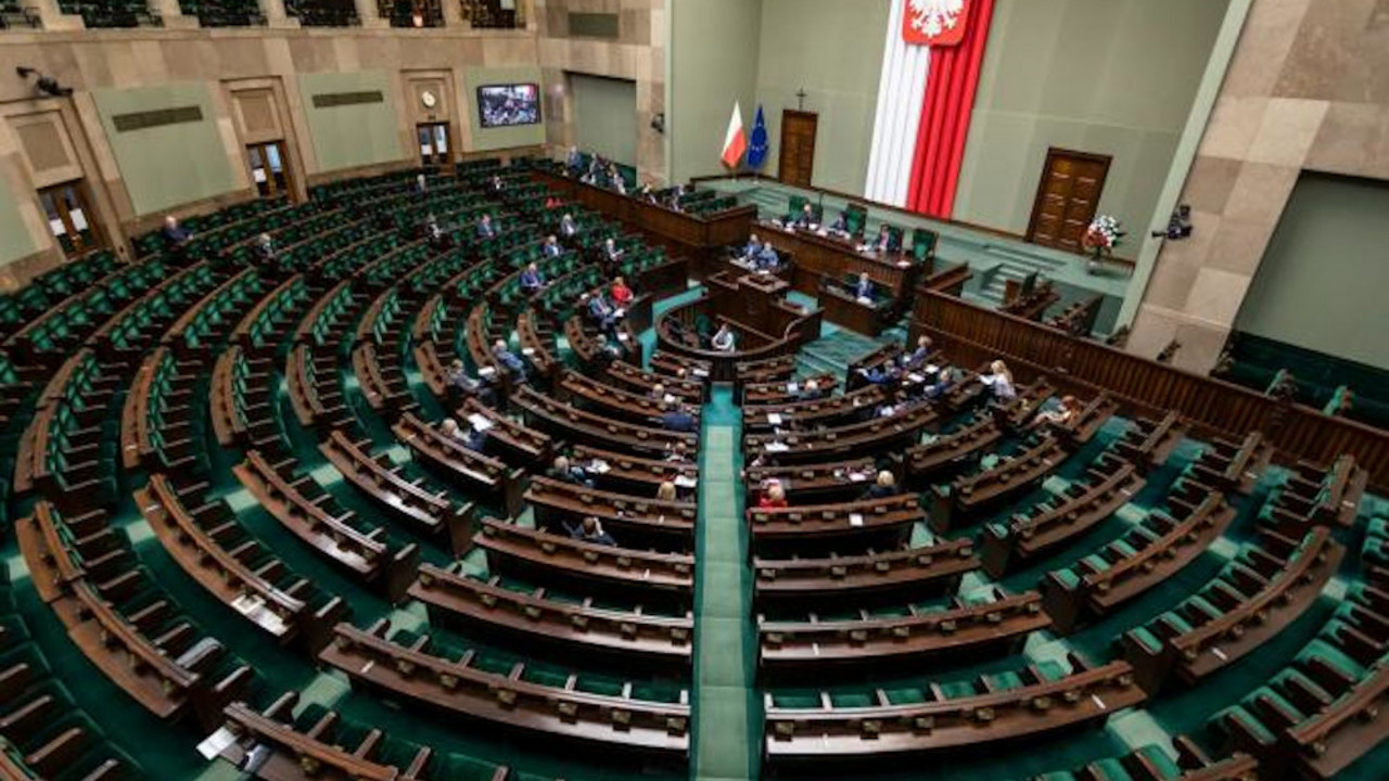 Poljska