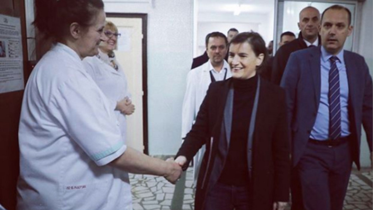 Ana Brnabić čestitala medicinskim radnicima