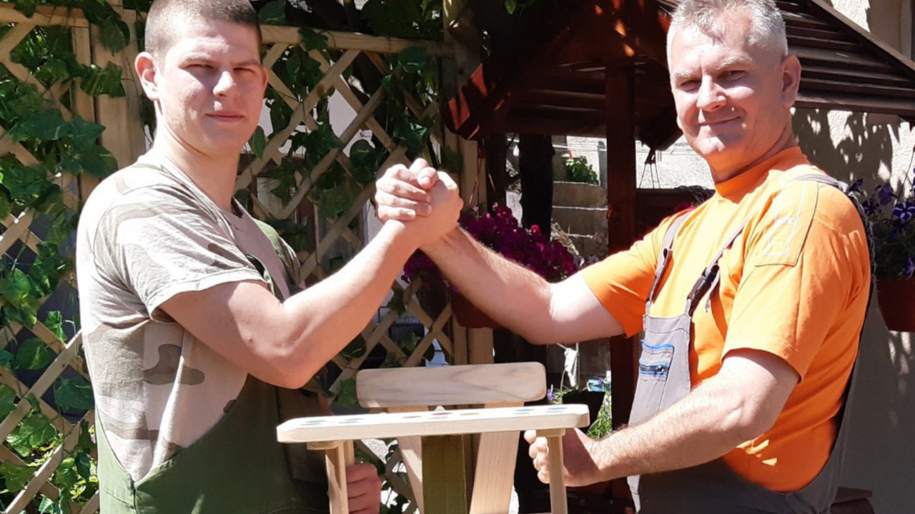Stolar Mile i njegov sin Stefan