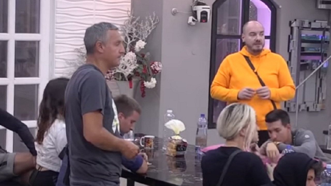 Gagi Đogani, Mirko Gavrić (stoje)