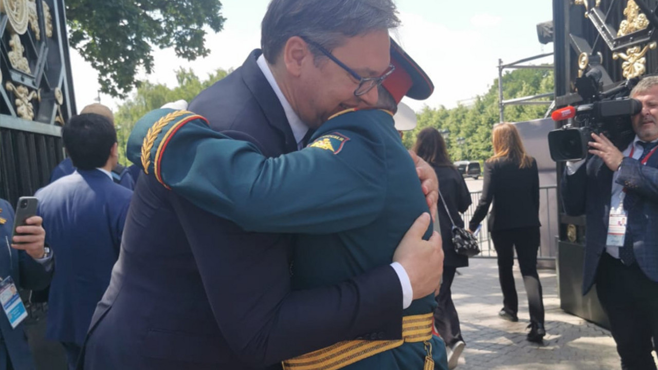 Aleksandar Vučić i Sergej Šojgu