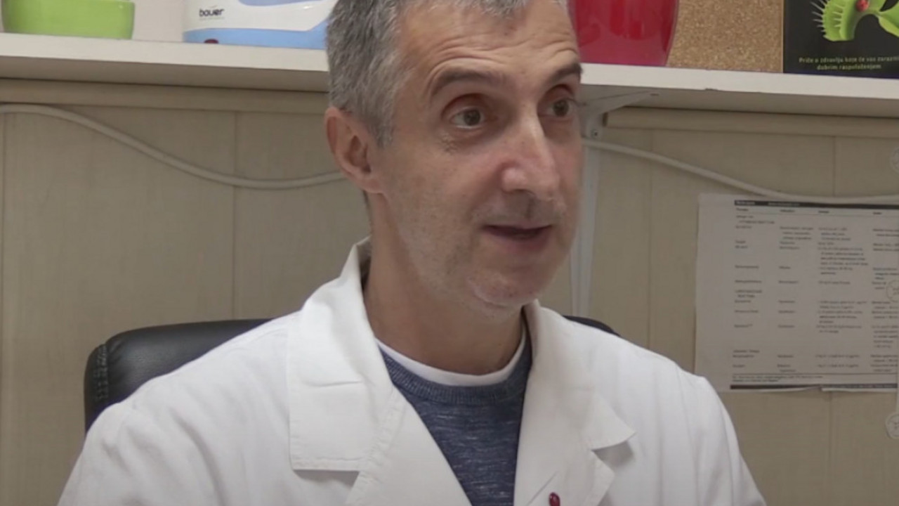 Dr Milan Bjekić