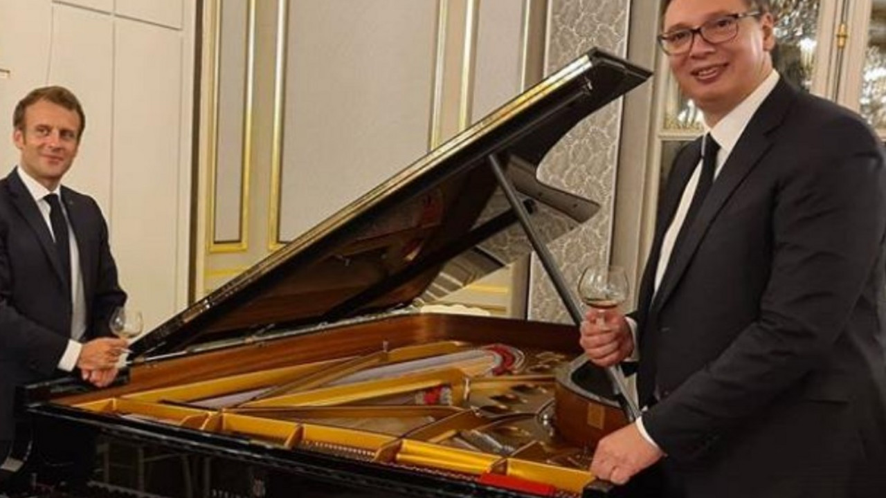 vucic makron