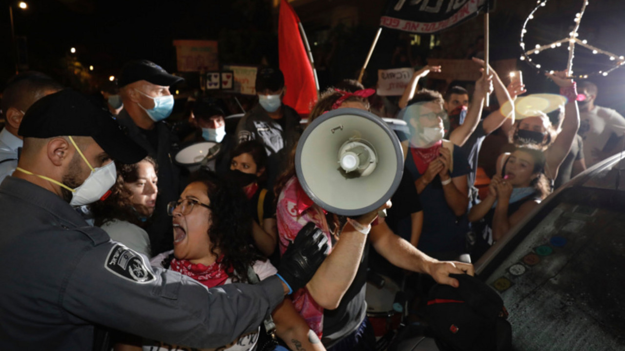 Protesti