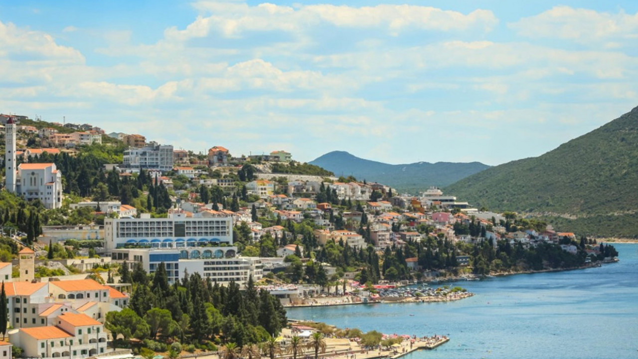 Neum