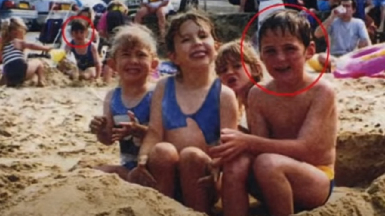 Deca na plaži