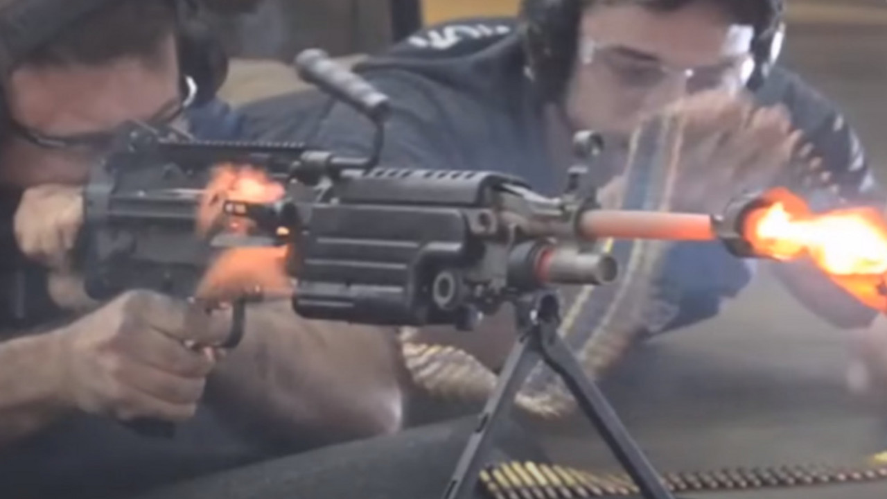 M249 SAW