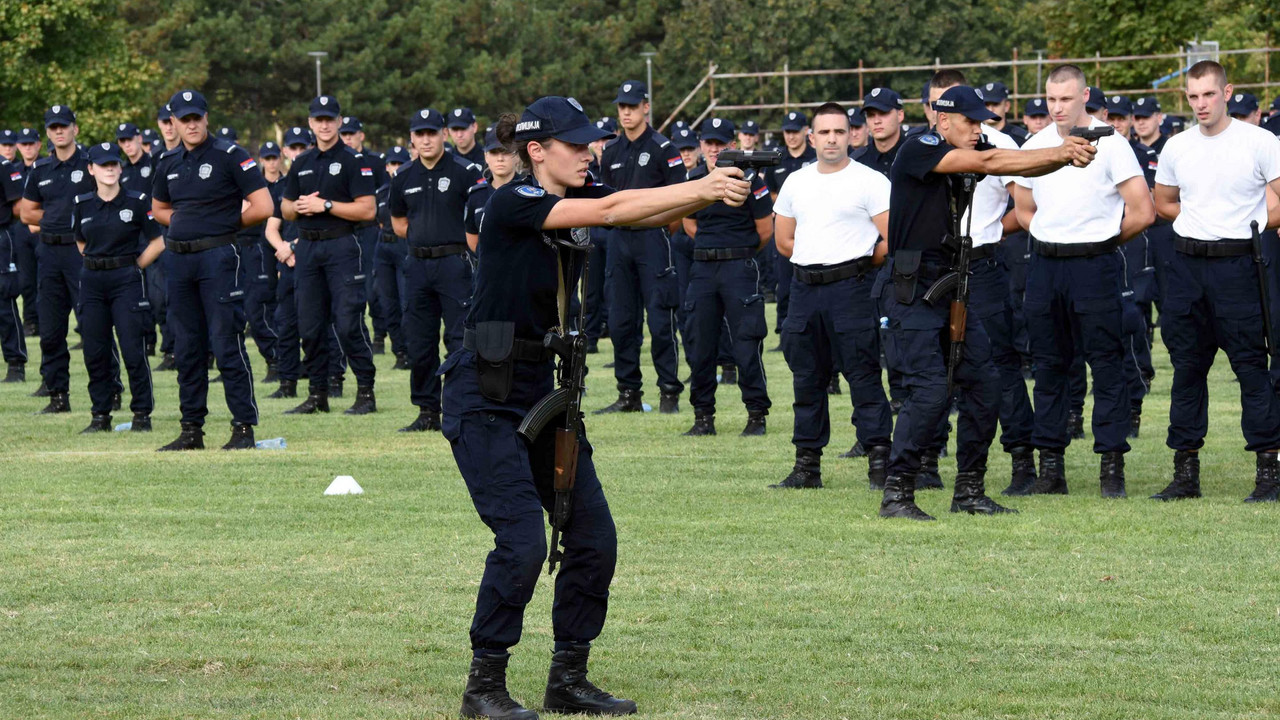  Svečana promocija mladih policajaca