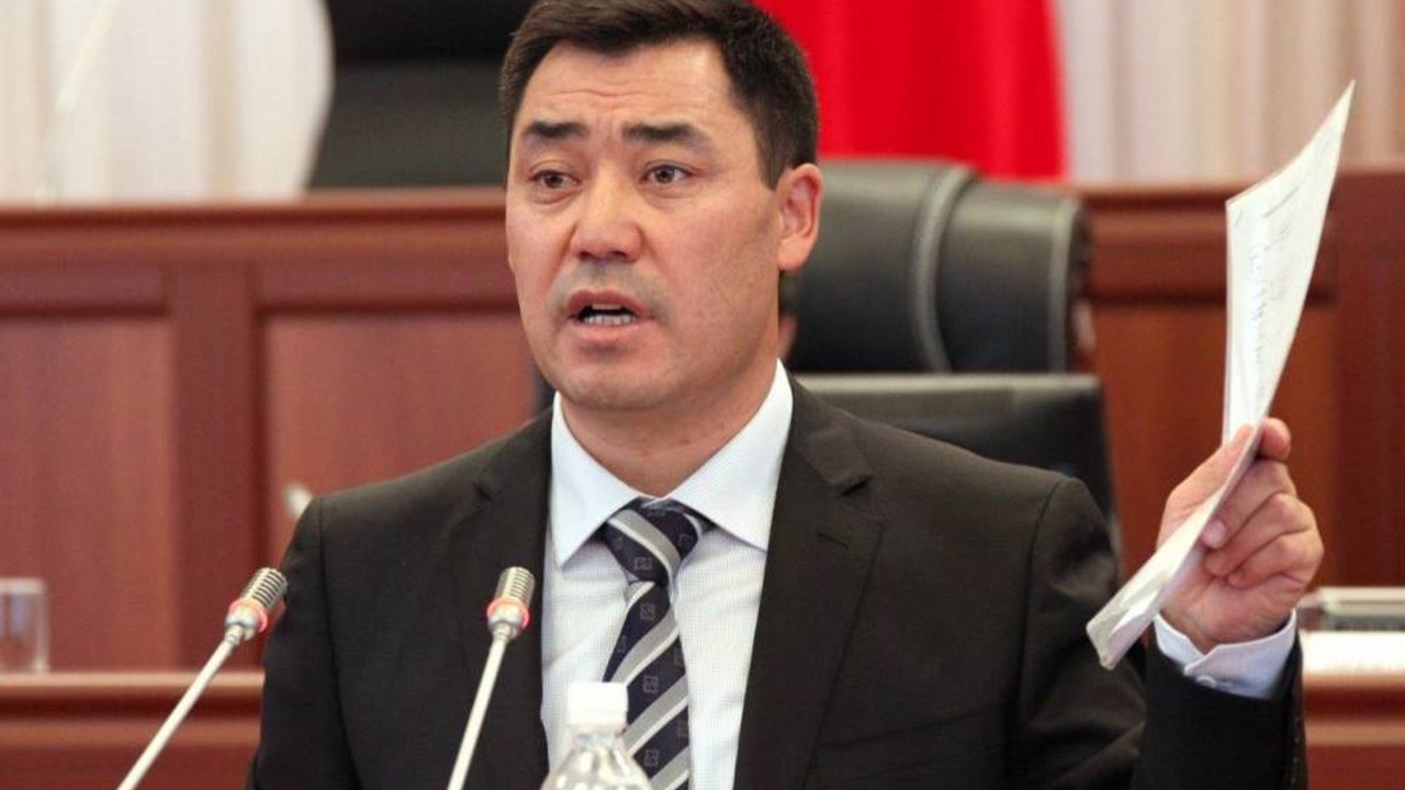 Sadir Žaparov