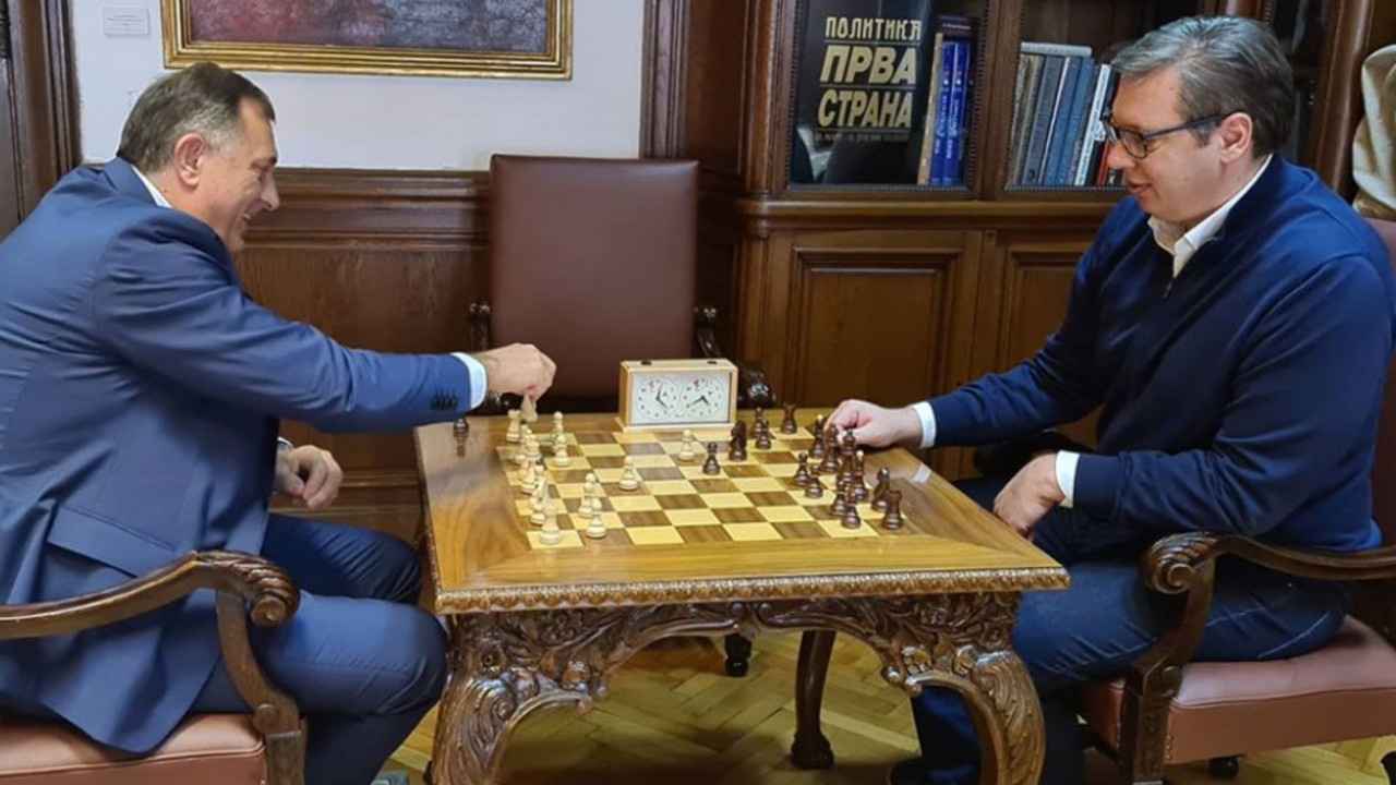 Šahisti Vučić i Dodik