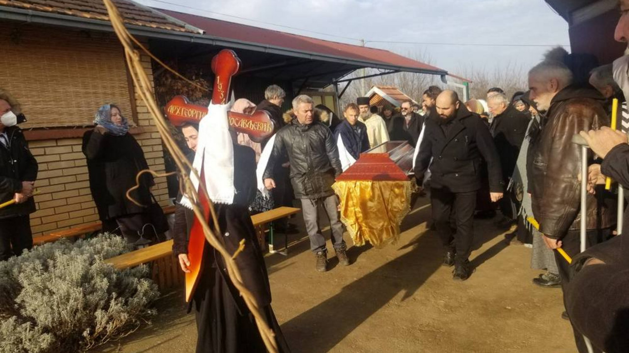 Sahranjen arhimandrit Georgije u Junkovcima kod Topole