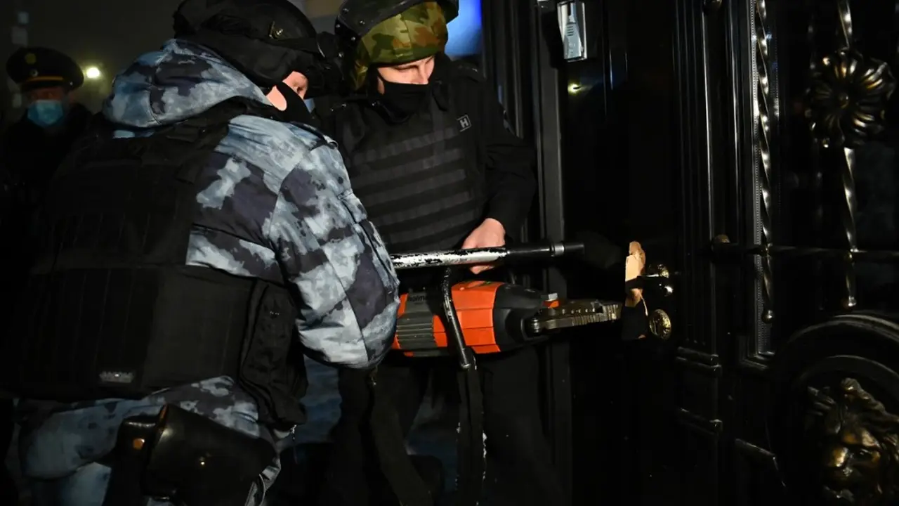 policija