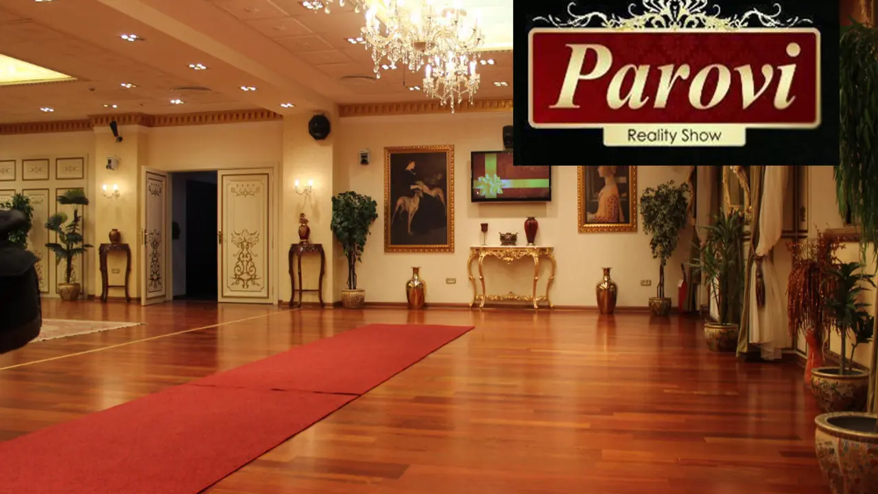 Parovi