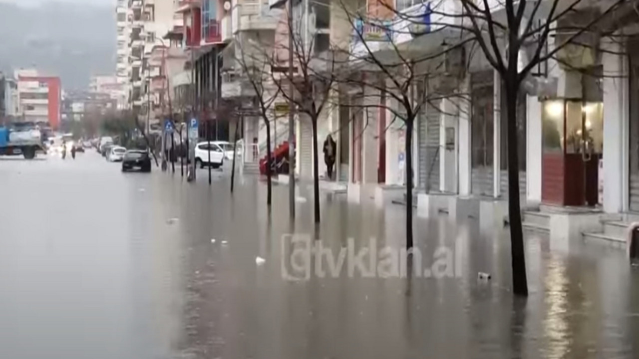 Albanija