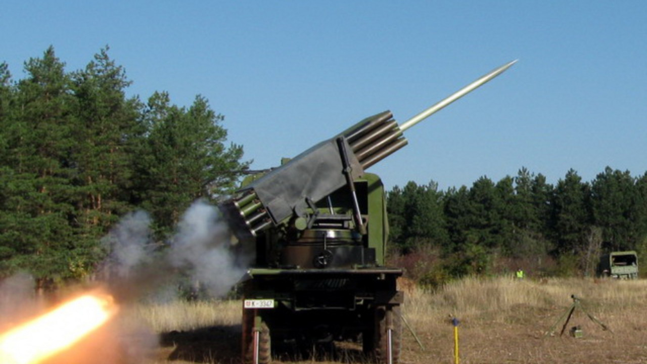Lanser raketa 128 mm Oganj