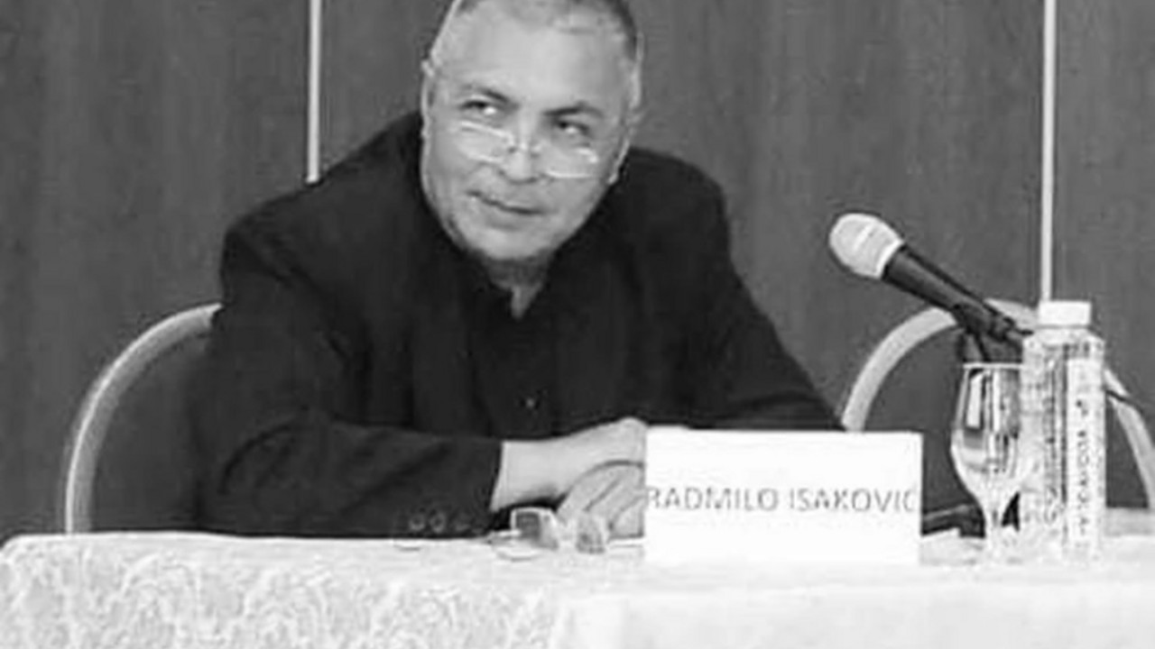 Dr Radmilo Isaković