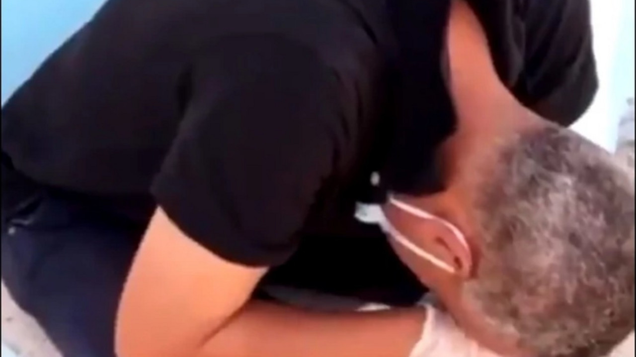 Doktor plače jer je ponestalo kiseonika za obolele od korone