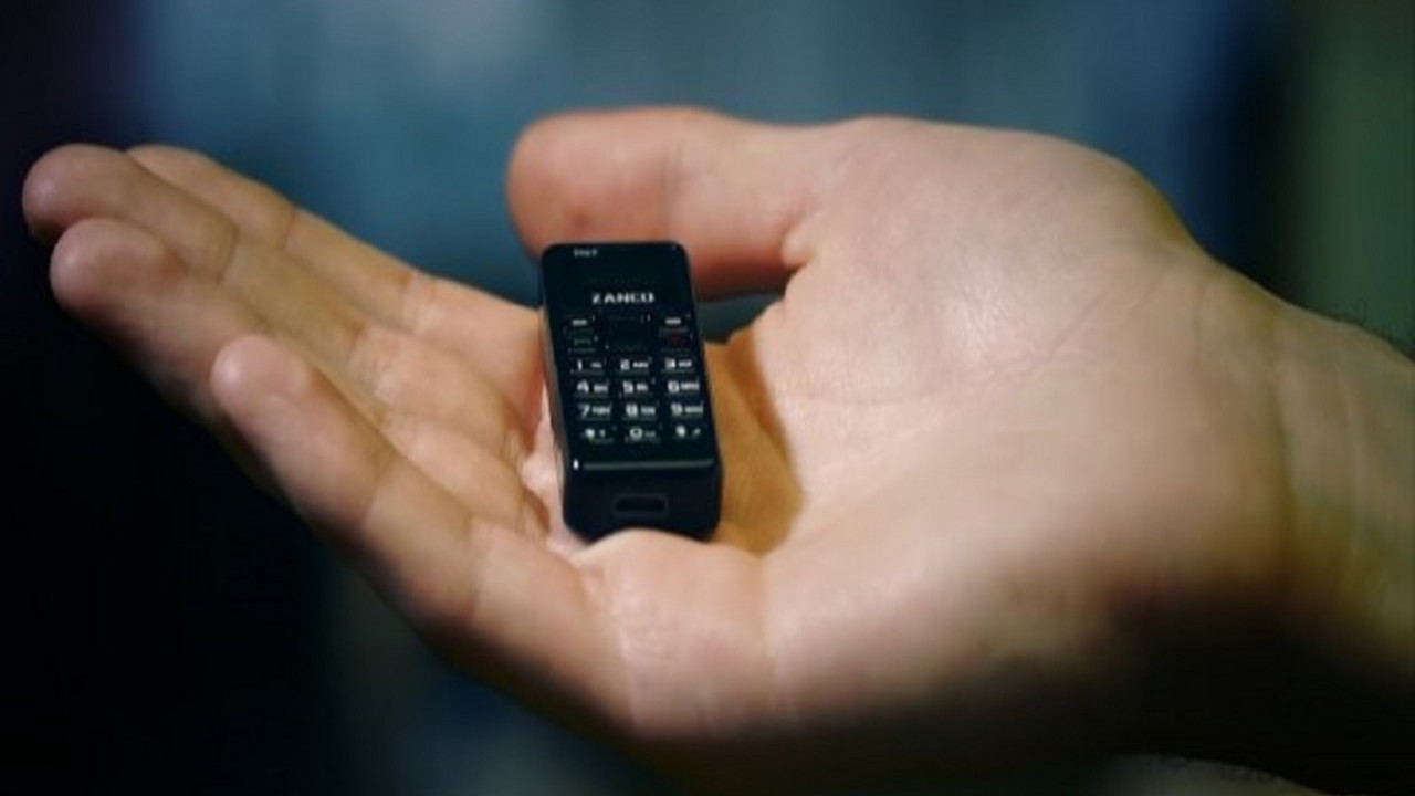 najmanji mobilni telefon
