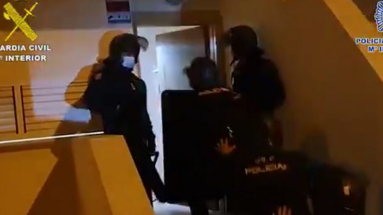 policija