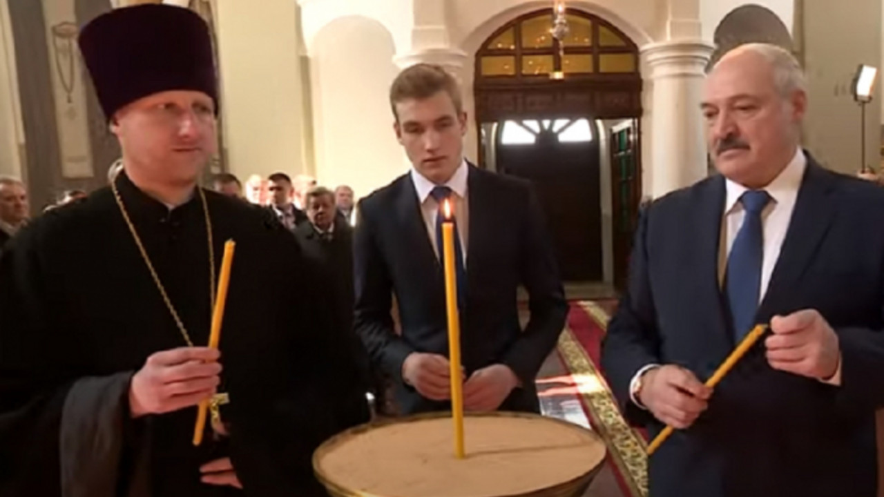 Lukašenko u manastiru