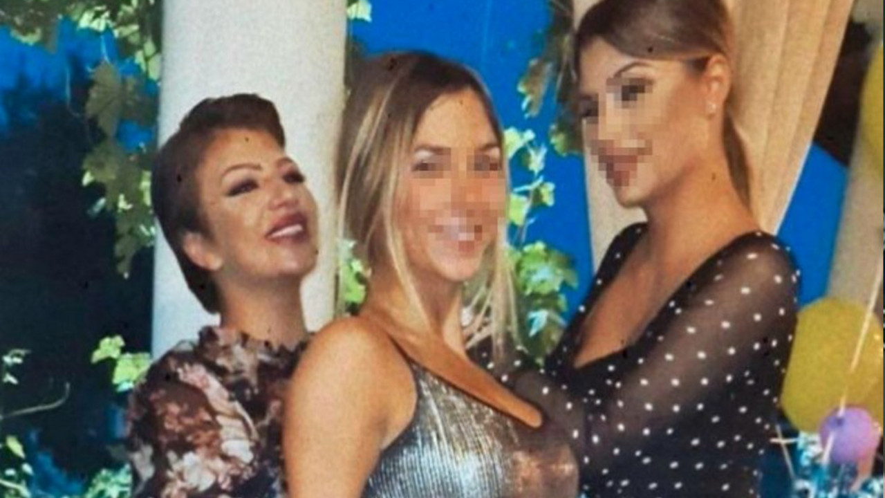 Miljana Kulić, Tijana Kulić, Ana Kulić