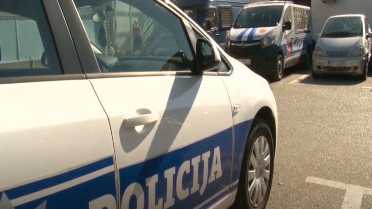 policija