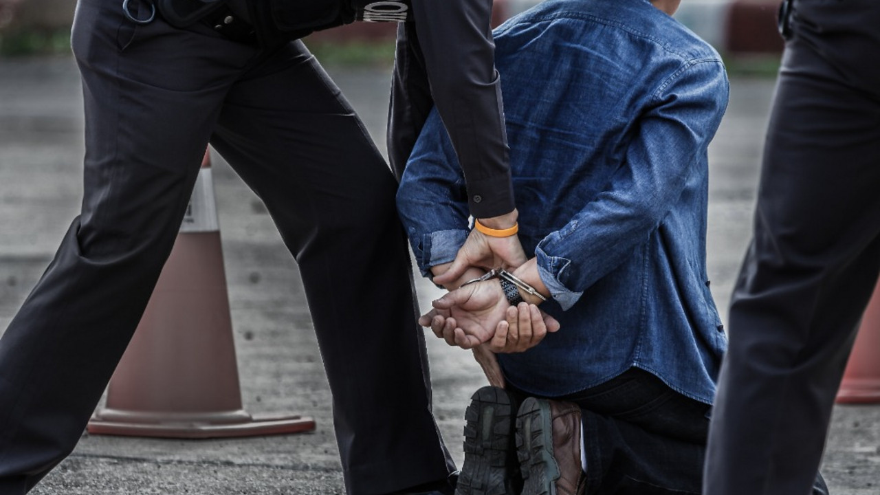 Policija, hapšenje