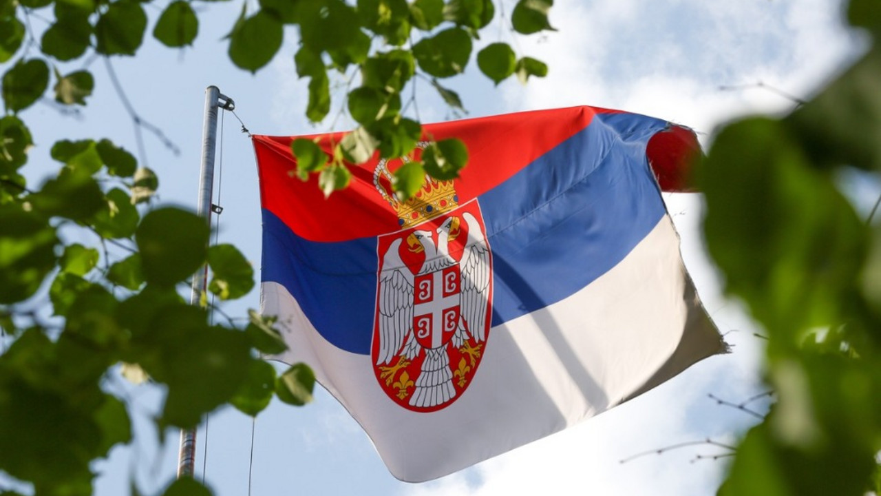 Srbija, srpska zastava