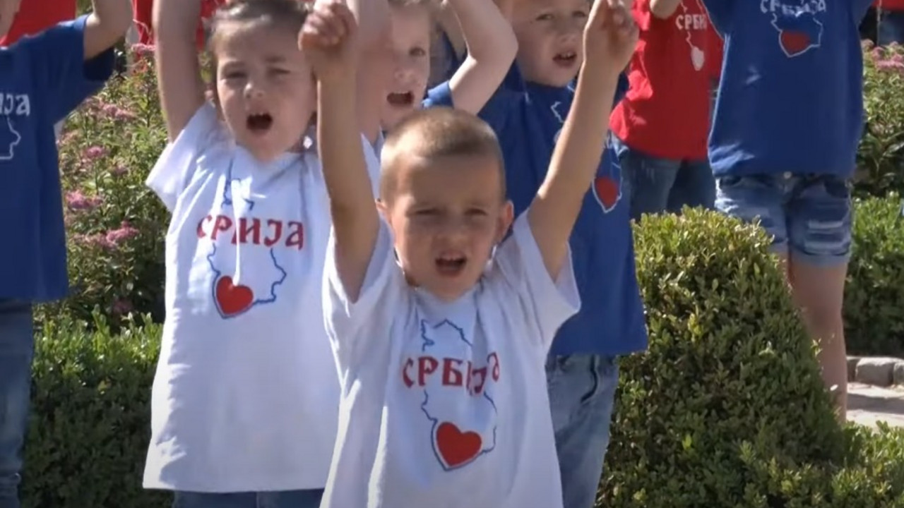 Kosovo, deca iz Leposavića