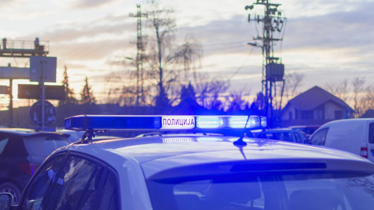 Policija