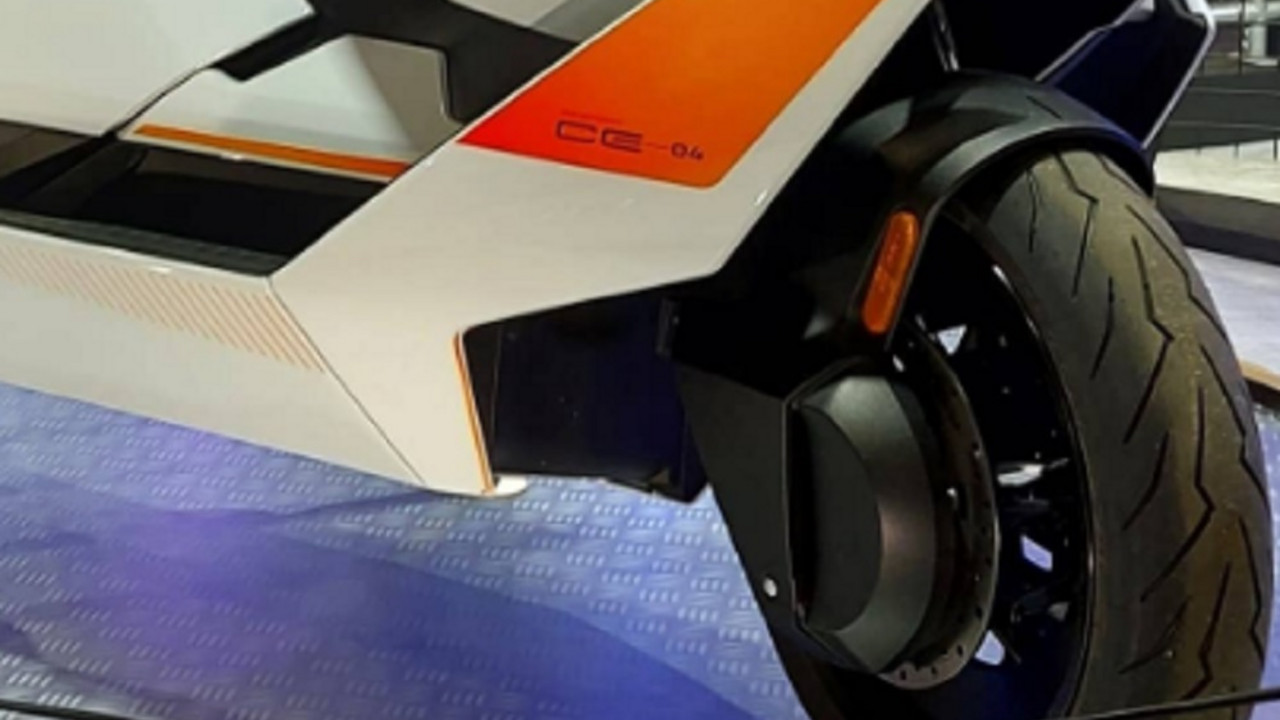 BMW električni skuter