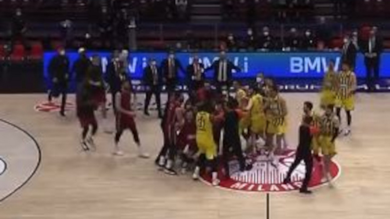 Armani - Fenerbahče