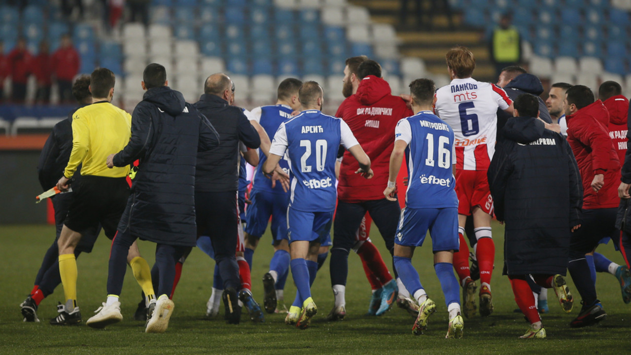 FK Crvena zvezda - FK Radnički Niš