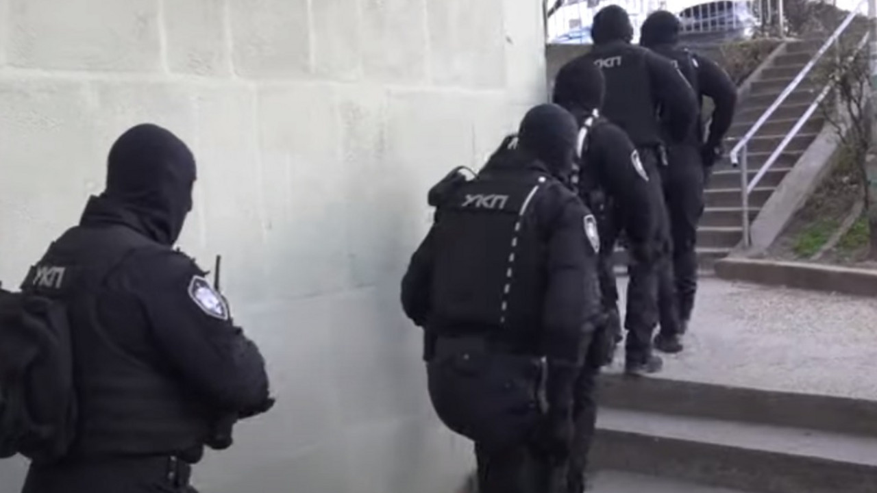 policija
