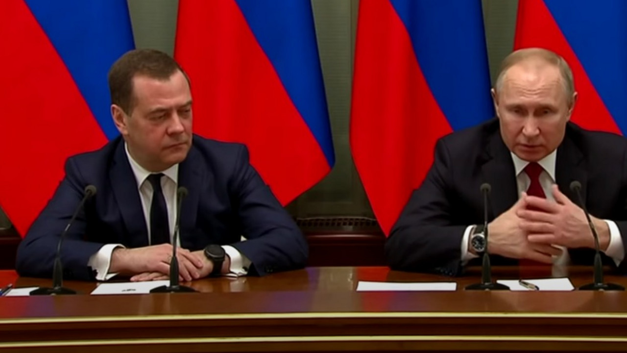 Vladimir Putin i Dmitriji Medvedev