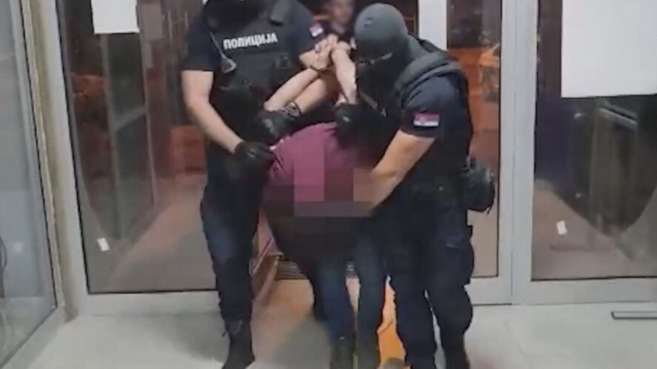 policija