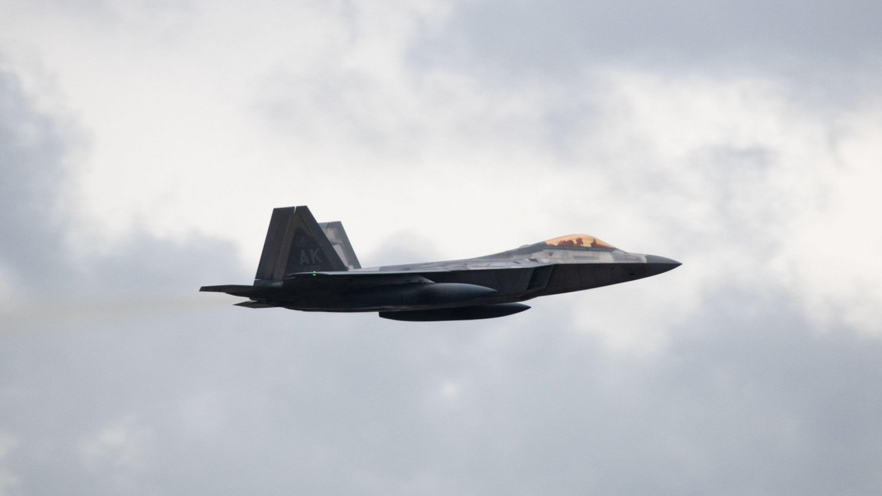F-22