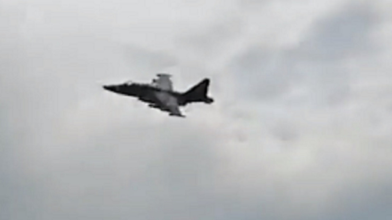 Su-25 iznad Soledara