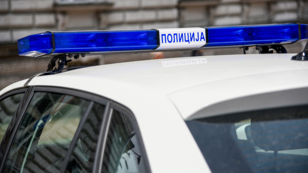 policija