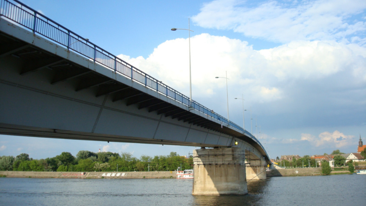 Izgradnja novog mosta u Novom Sadu