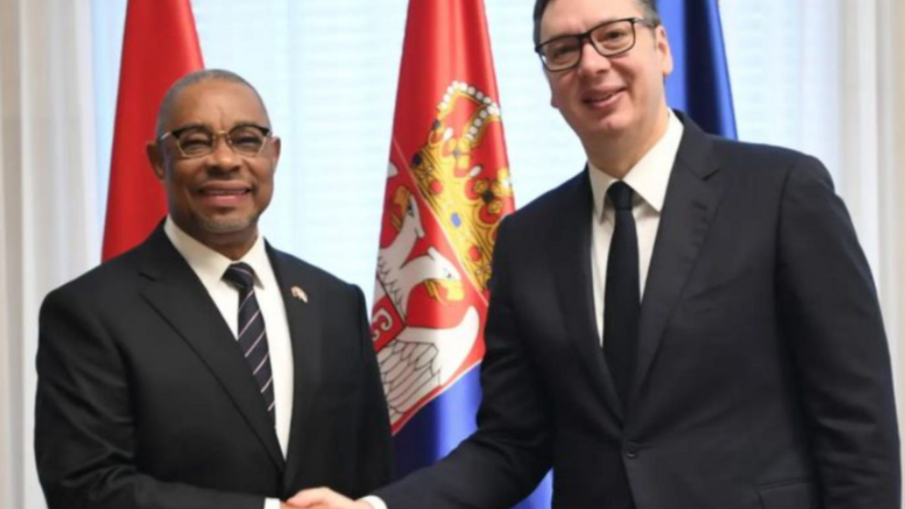 Aleksandar Vučić sa ministrom MUP Angole