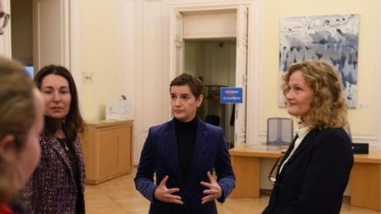Ana Brnabić u dvodnevnoj poseti Parizu.