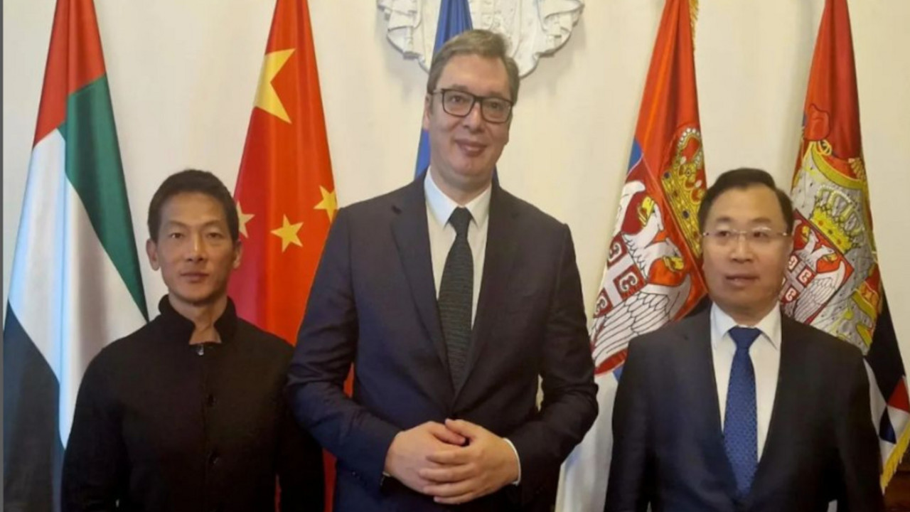 Vučić na sastanku