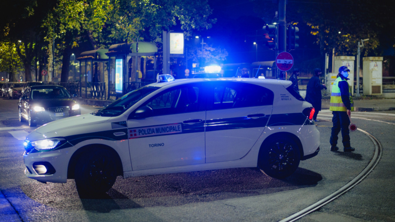 policija