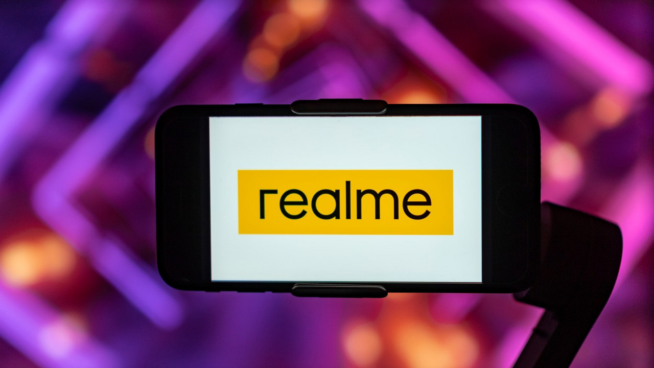 realme