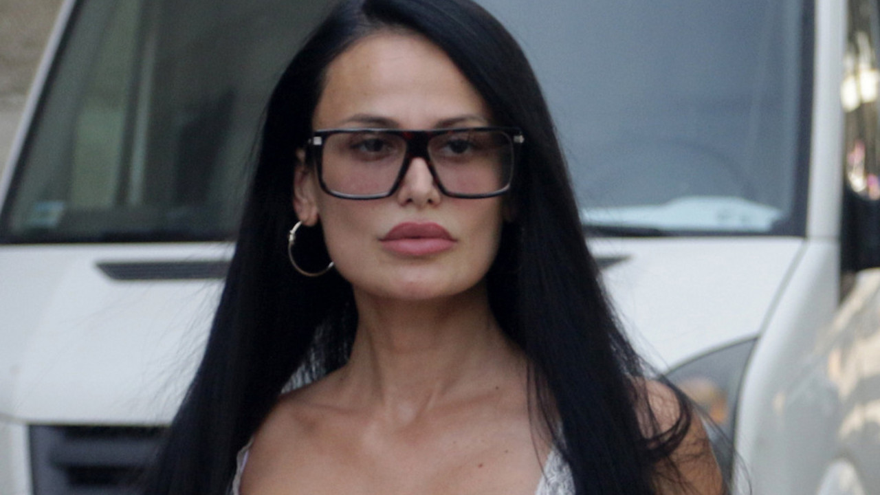 Indira Indi Aradinović