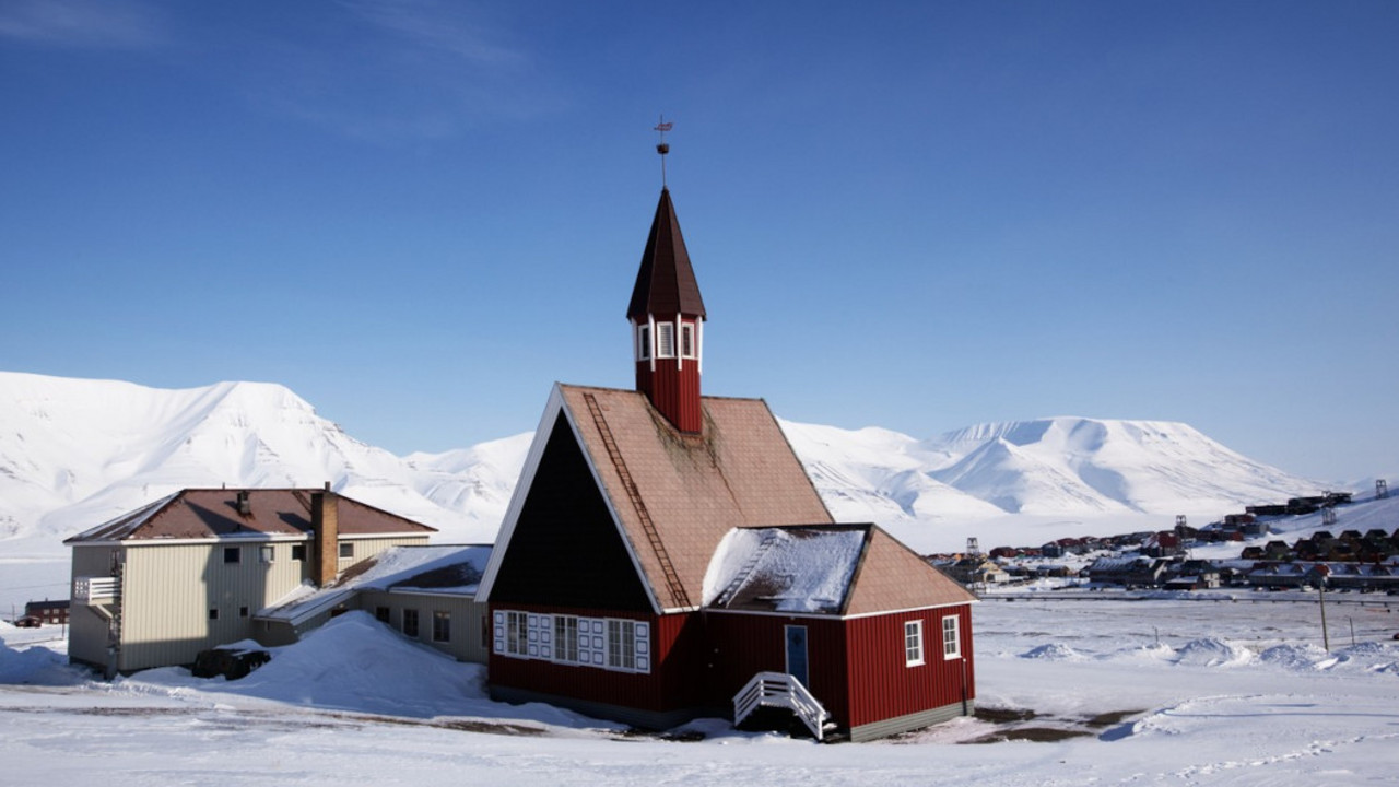  Longyearbyen