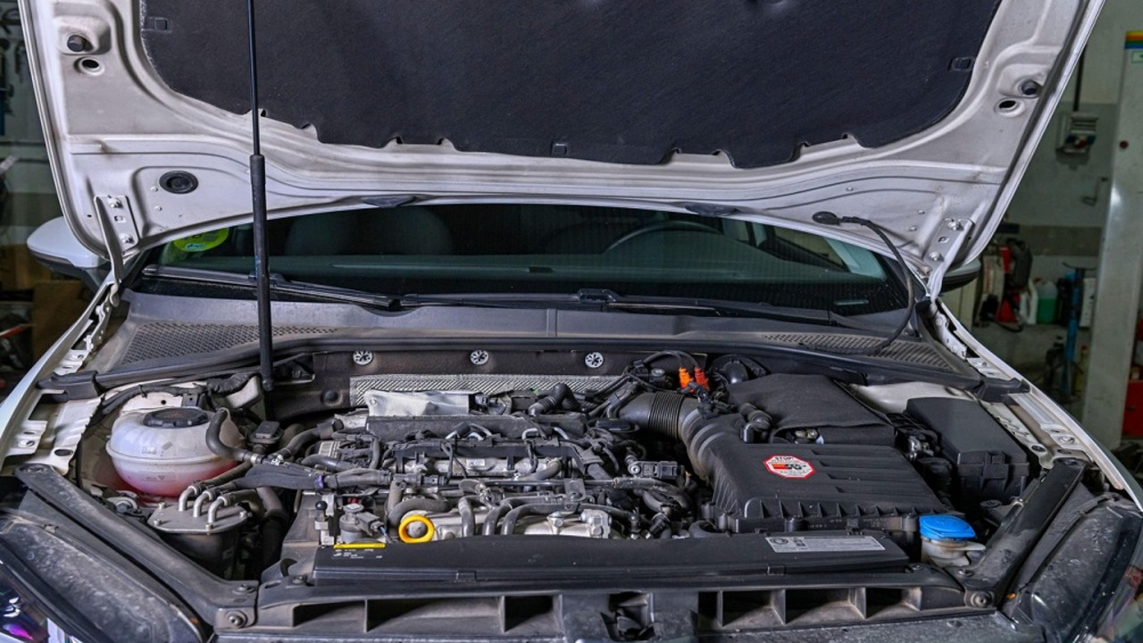 kvar automobila