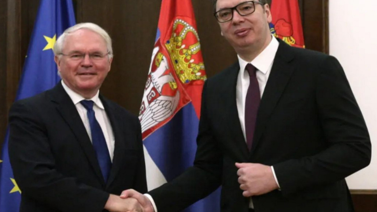 Vučić i Hil